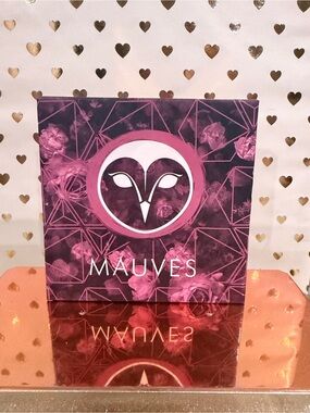 Hank & Henry Mauves 9-Shade Eyeshadow Palette Pink Purple Neutral Makeup
